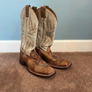 Justin cowboy boots